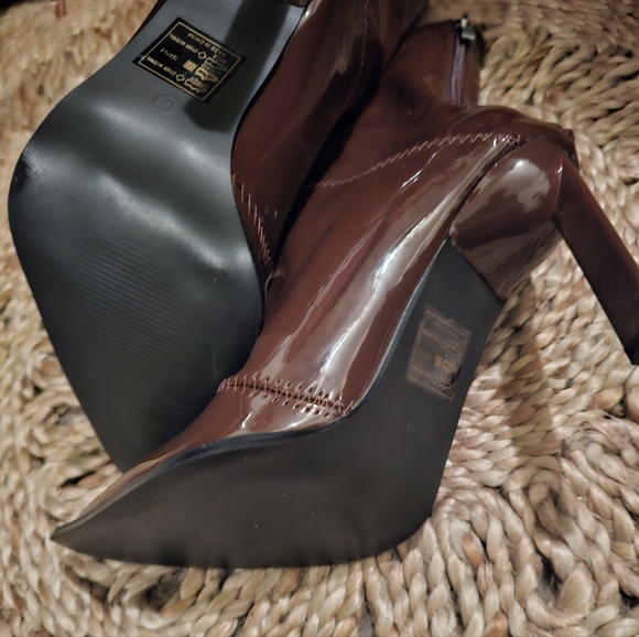Brown Patent Leather Boots - Picture 9 of 9